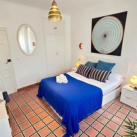 הוילה רונדה Cozy Town House With Terrace And Free Wifi מראה חיצוני תמונה